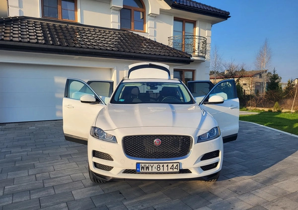 Jaguar F-Pace cena 169500 przebieg: 17500, rok produkcji 2020 z Wyszków małe 742